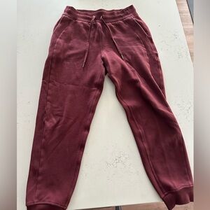 Like new, Lululemon joggers! Super comfortable, size 8, maroon color.